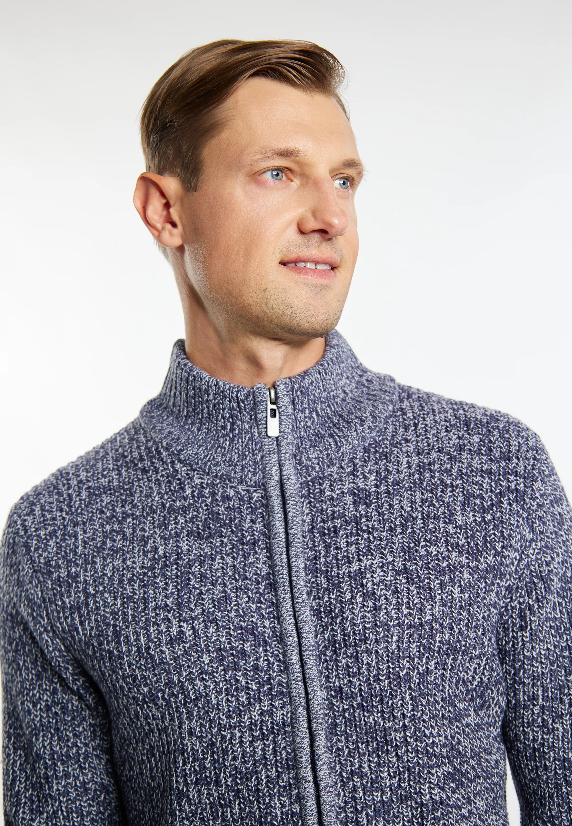 ICEBOUND Men's Cardigan - Image 10
