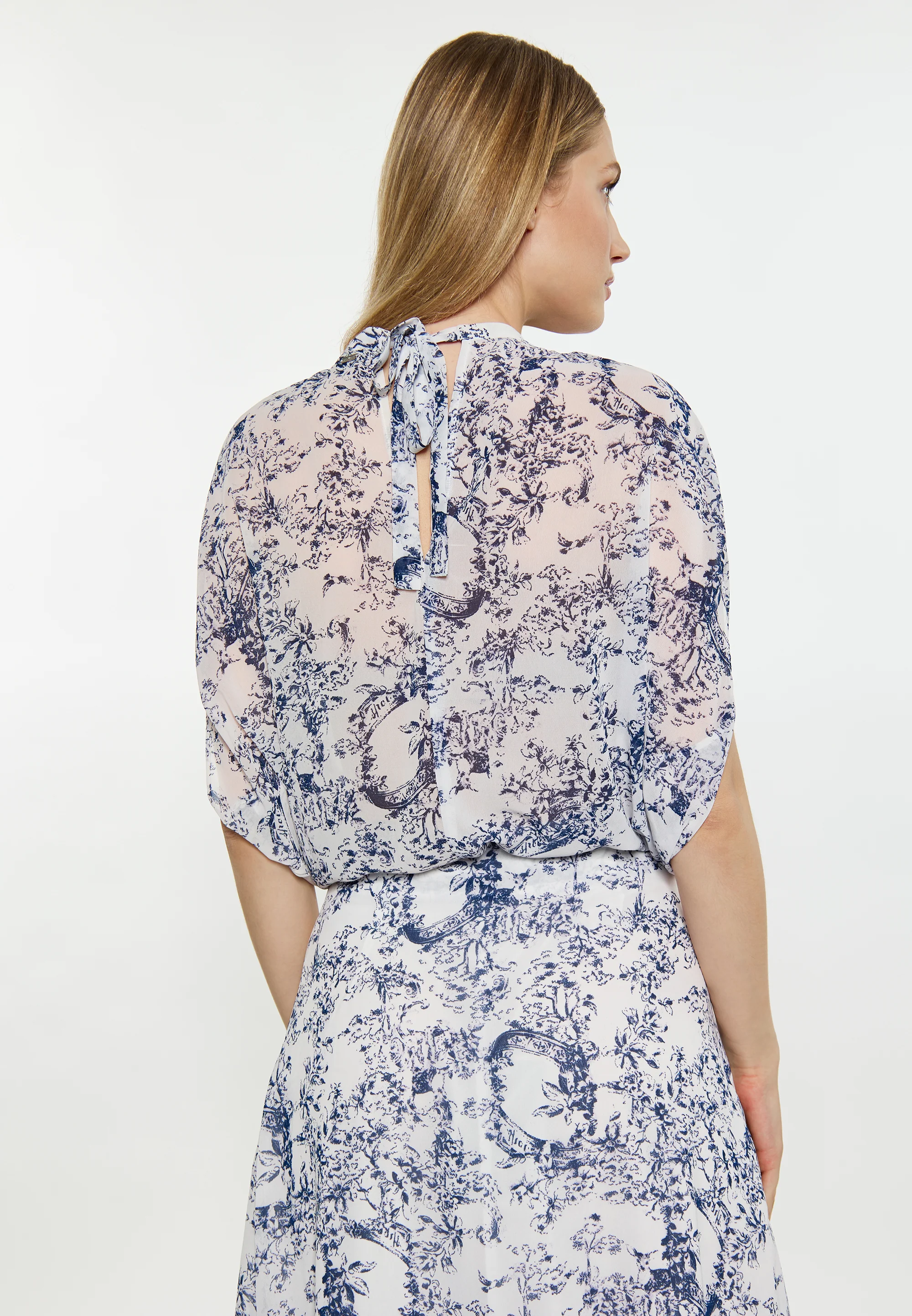 DreiMaster Klassik Women's Blouse - Image 9