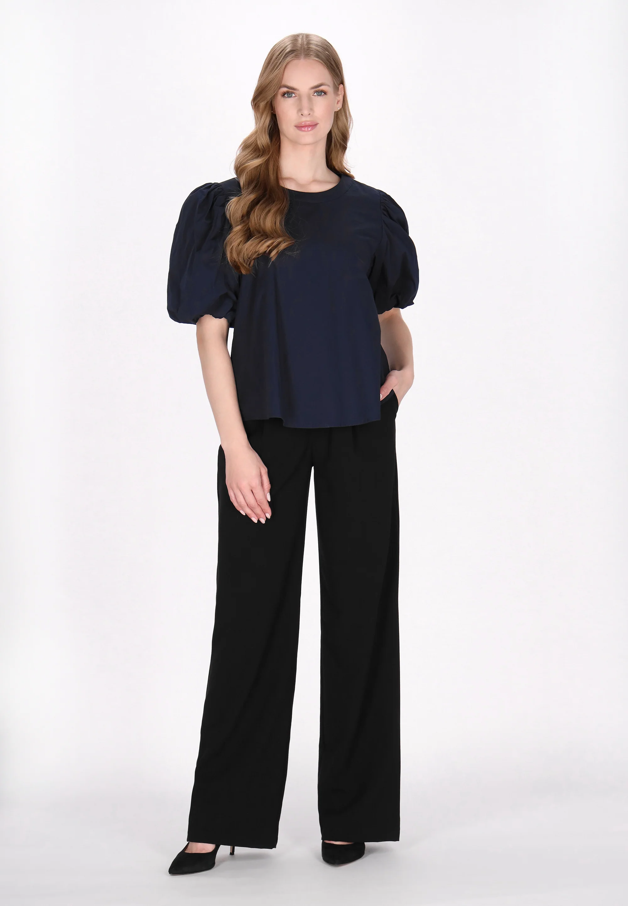 DreiMaster Klassik Women's Blouse - Image 11