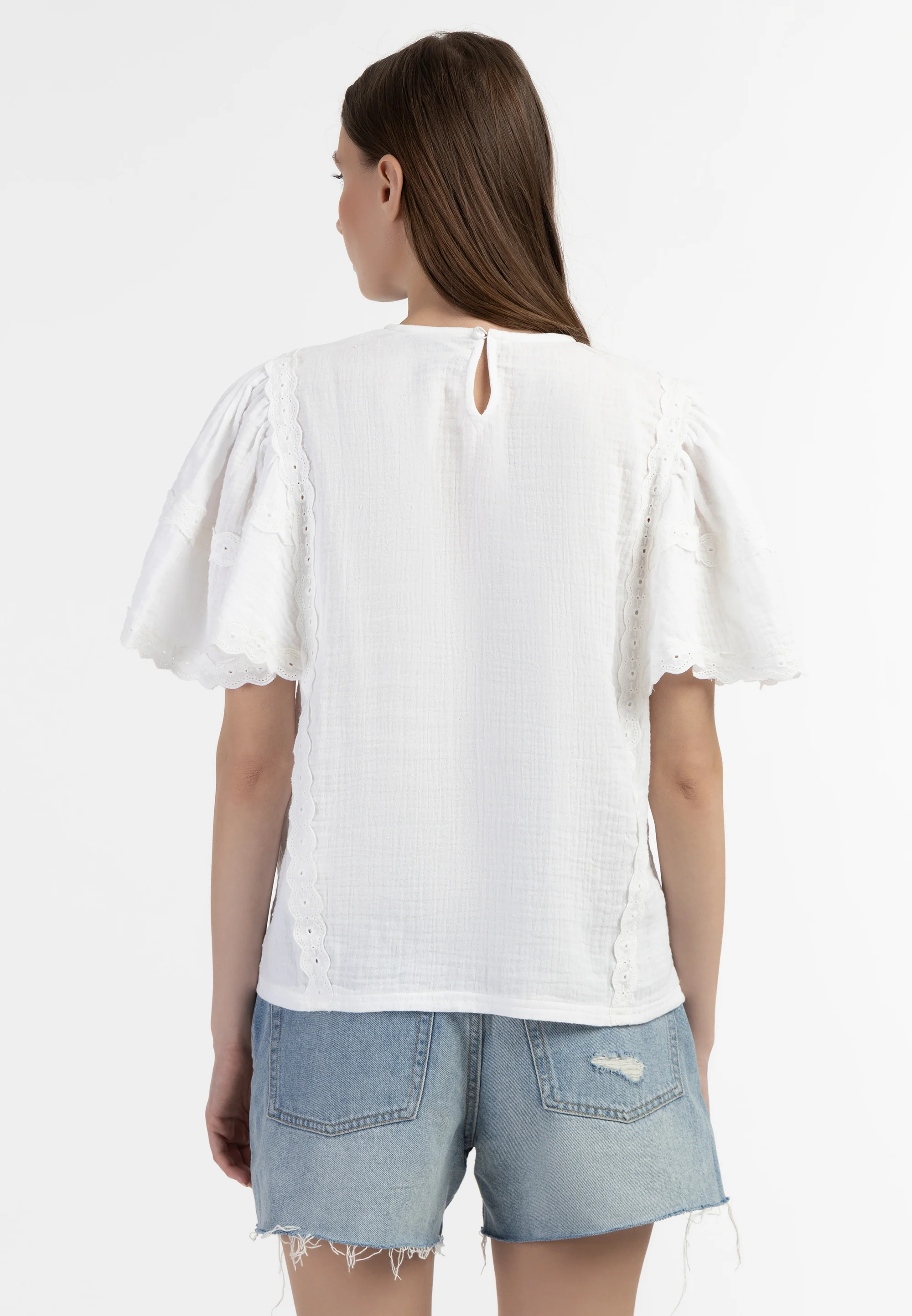 DreiMaster Vintage Women's Blouse Shirt With Lace - Image 4