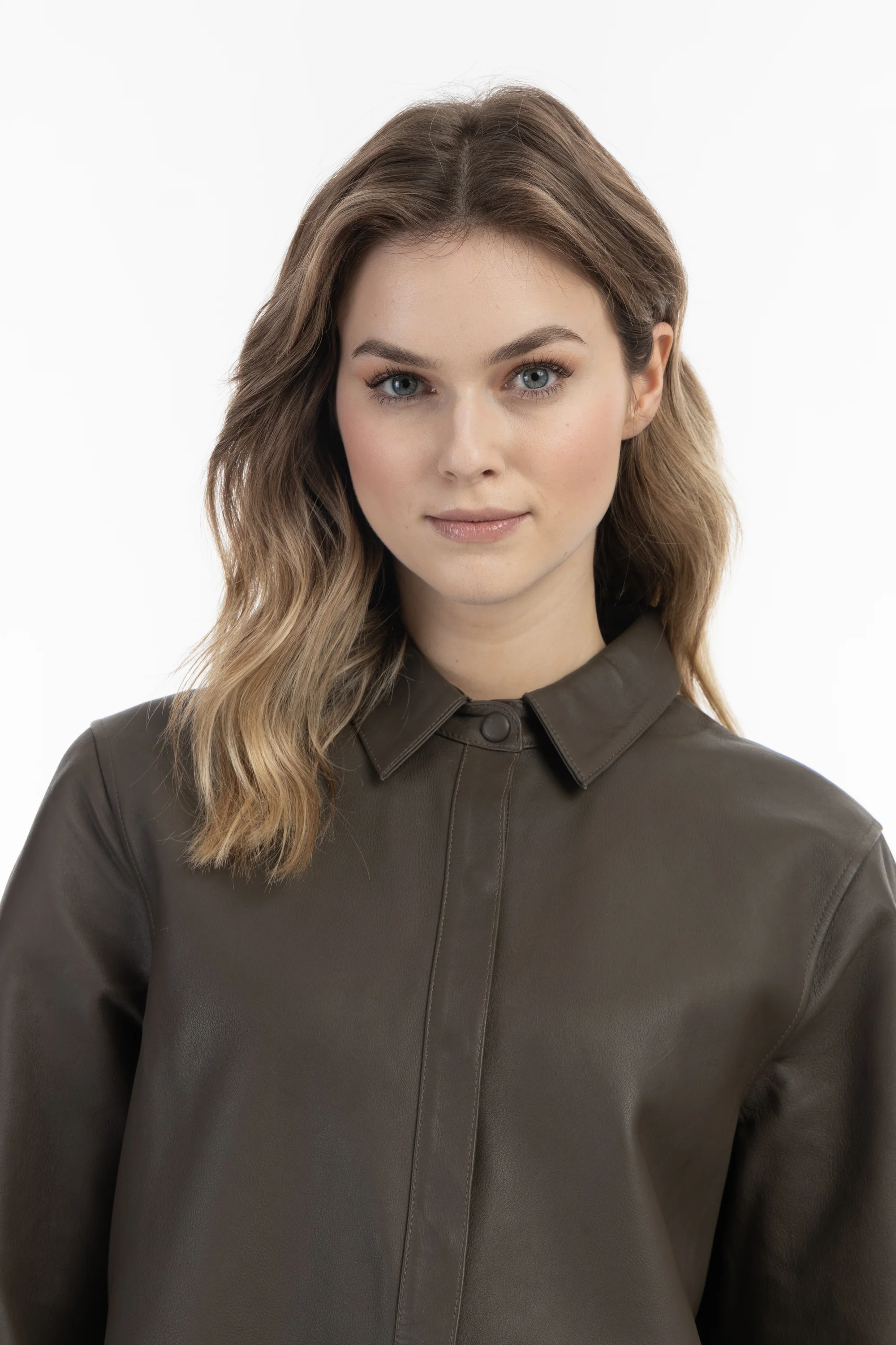 DreiMaster Vintage Women's Leather Shirt - Image 15