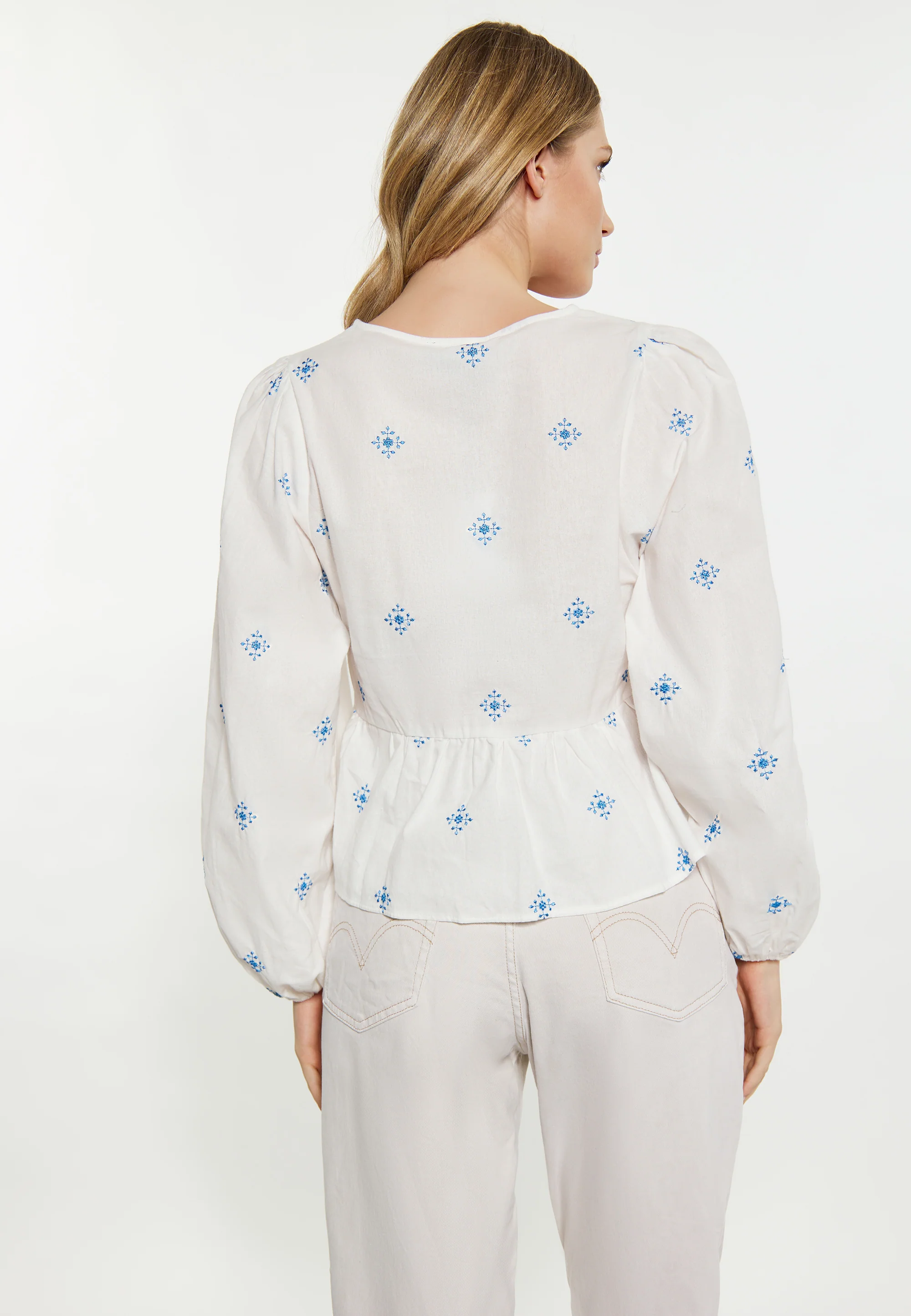 DreiMaster Vintage Women's Blouse - Image 4