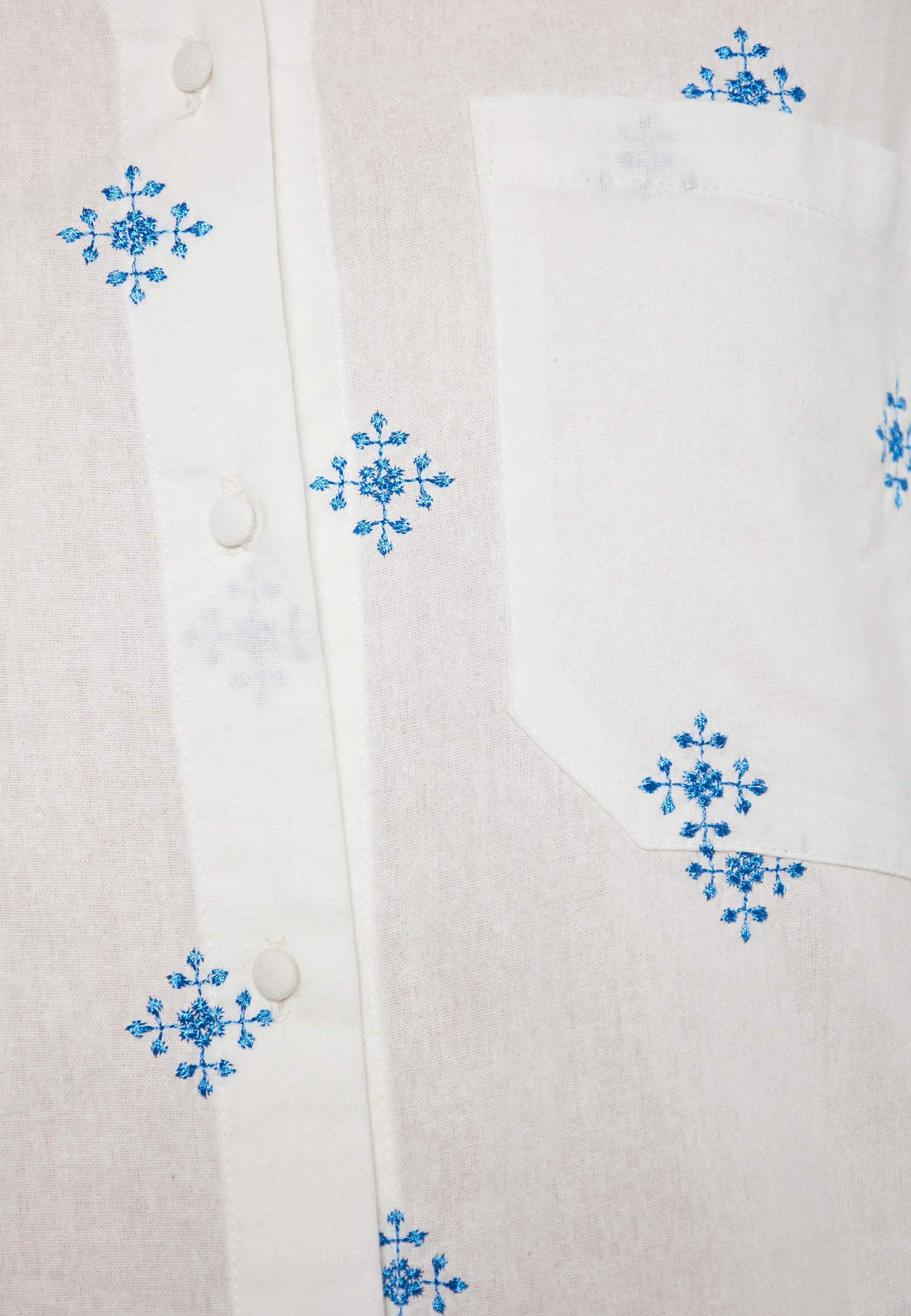 DreiMaster Vintage Women's Blouse - Image 5