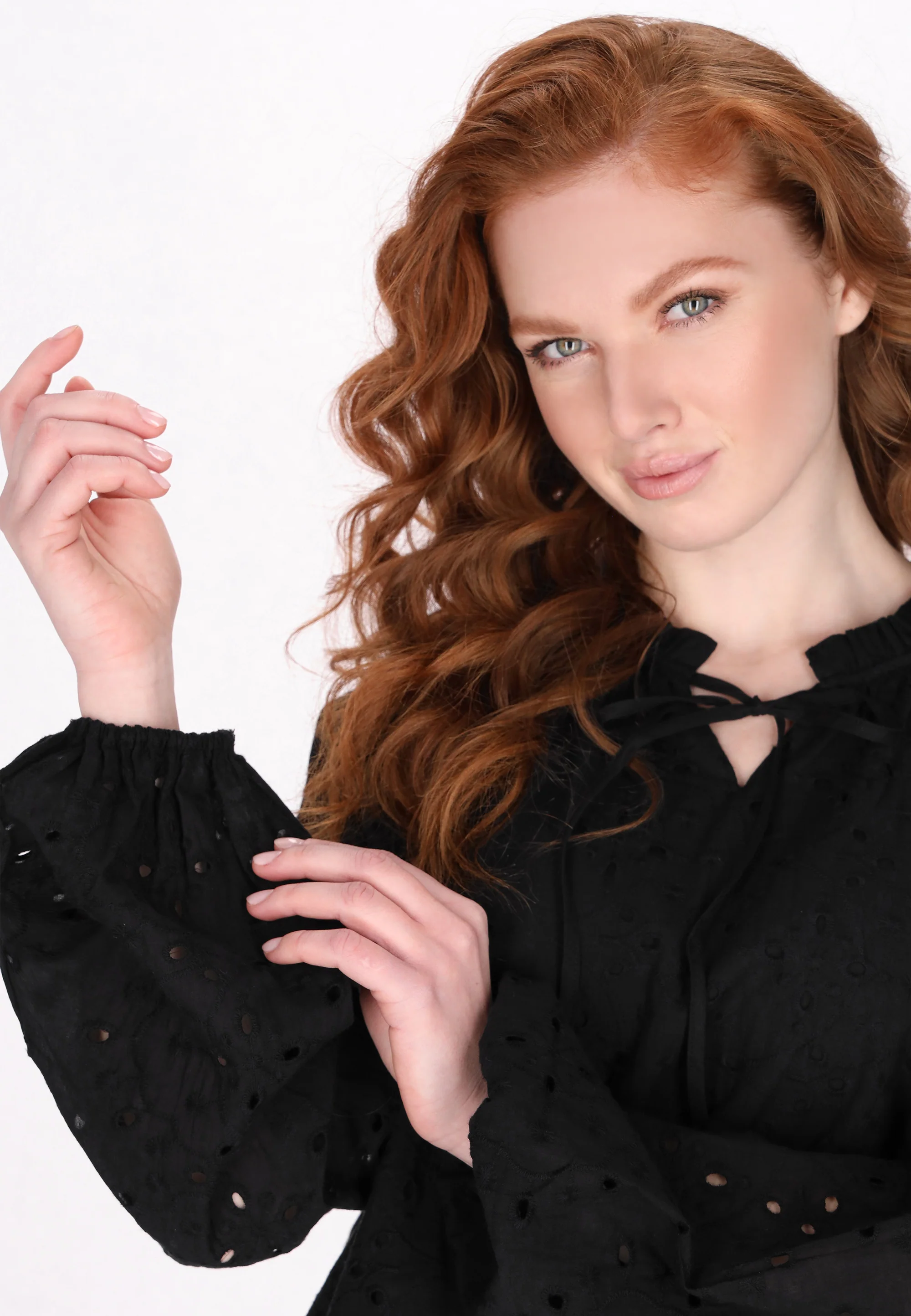 DreiMaster Vintage Women's Blouse - Image 5