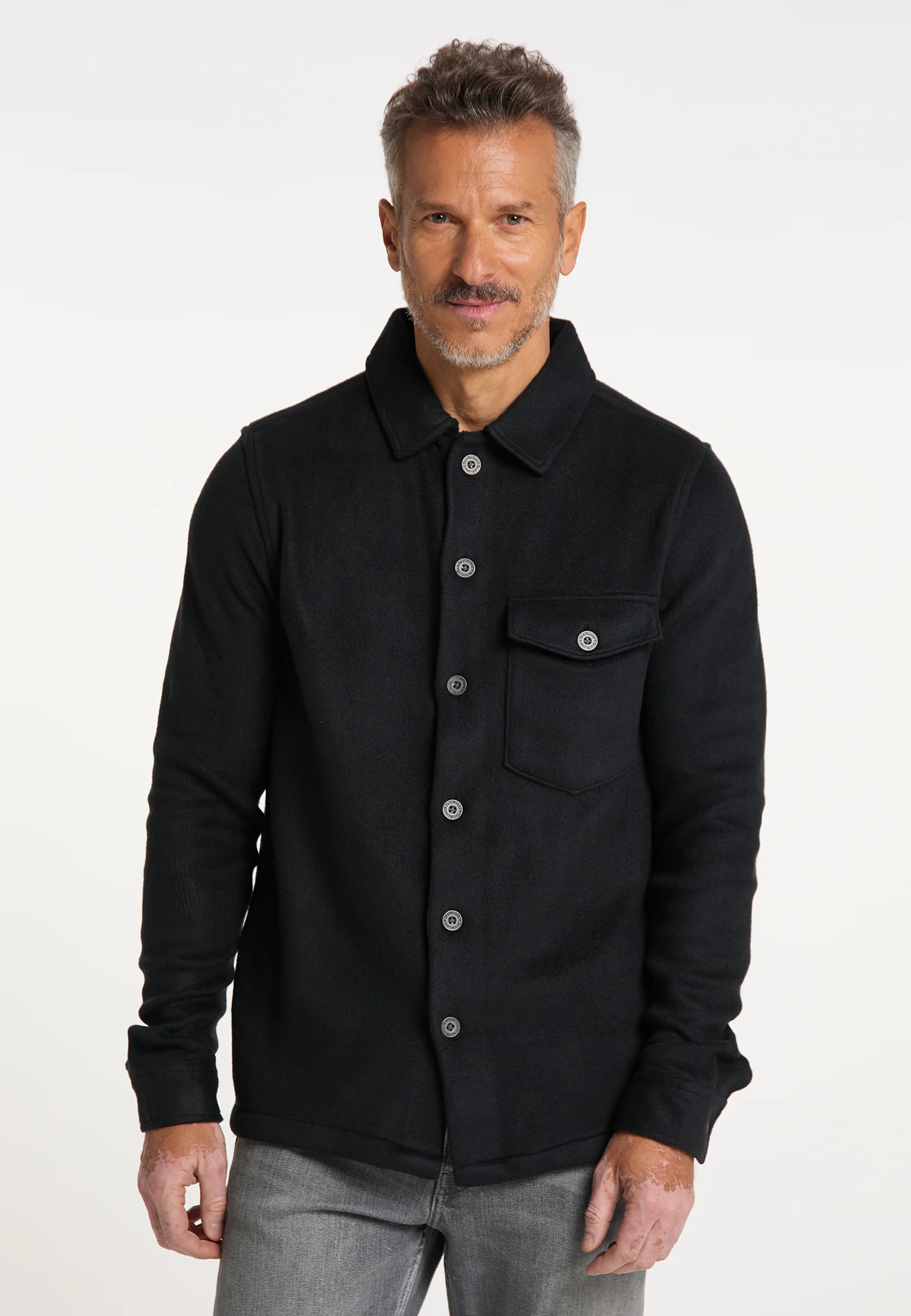 DreiMaster Vintage Men's Shirt - Image 3