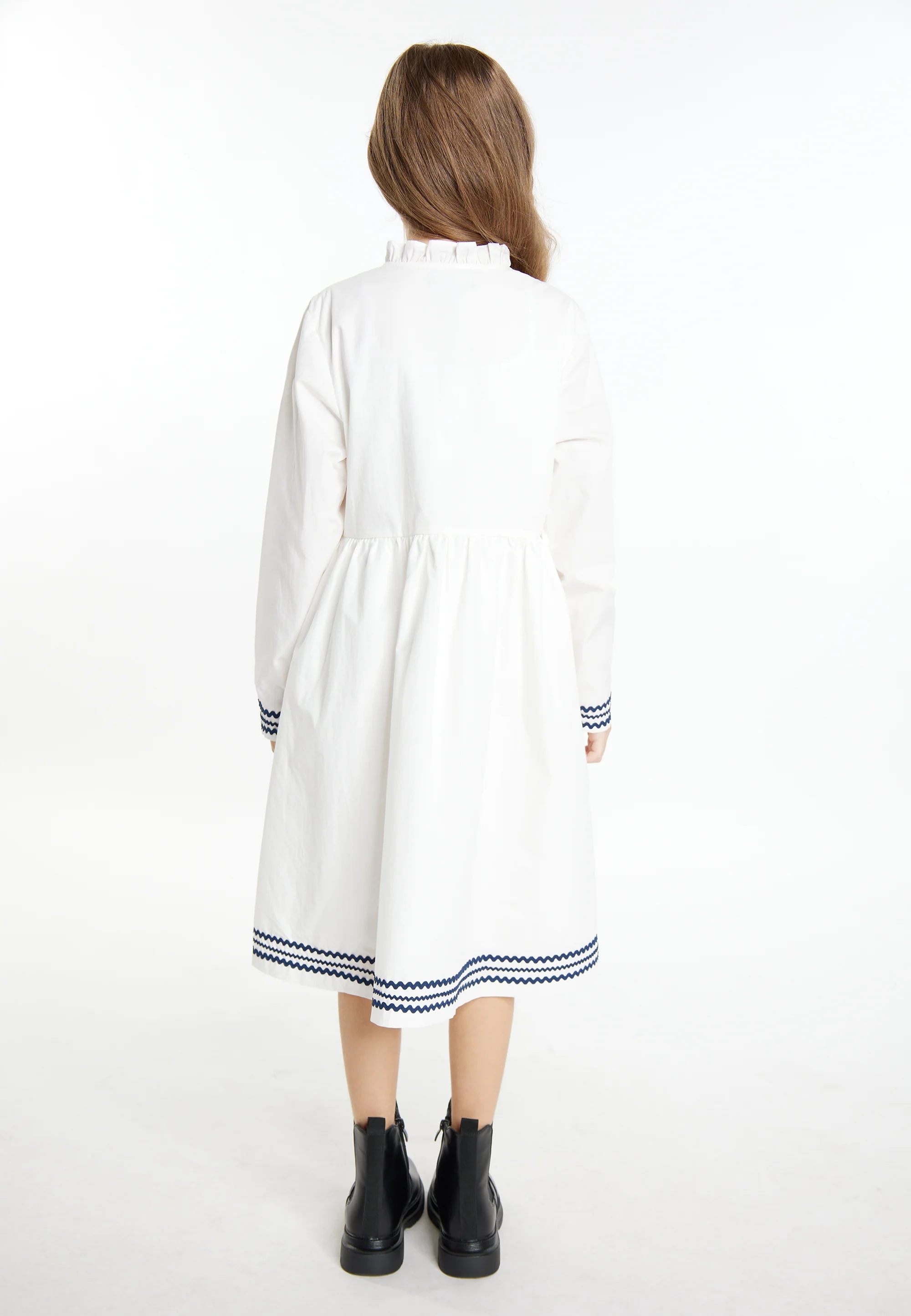 DreiMaster Vintage Dress - Image 4