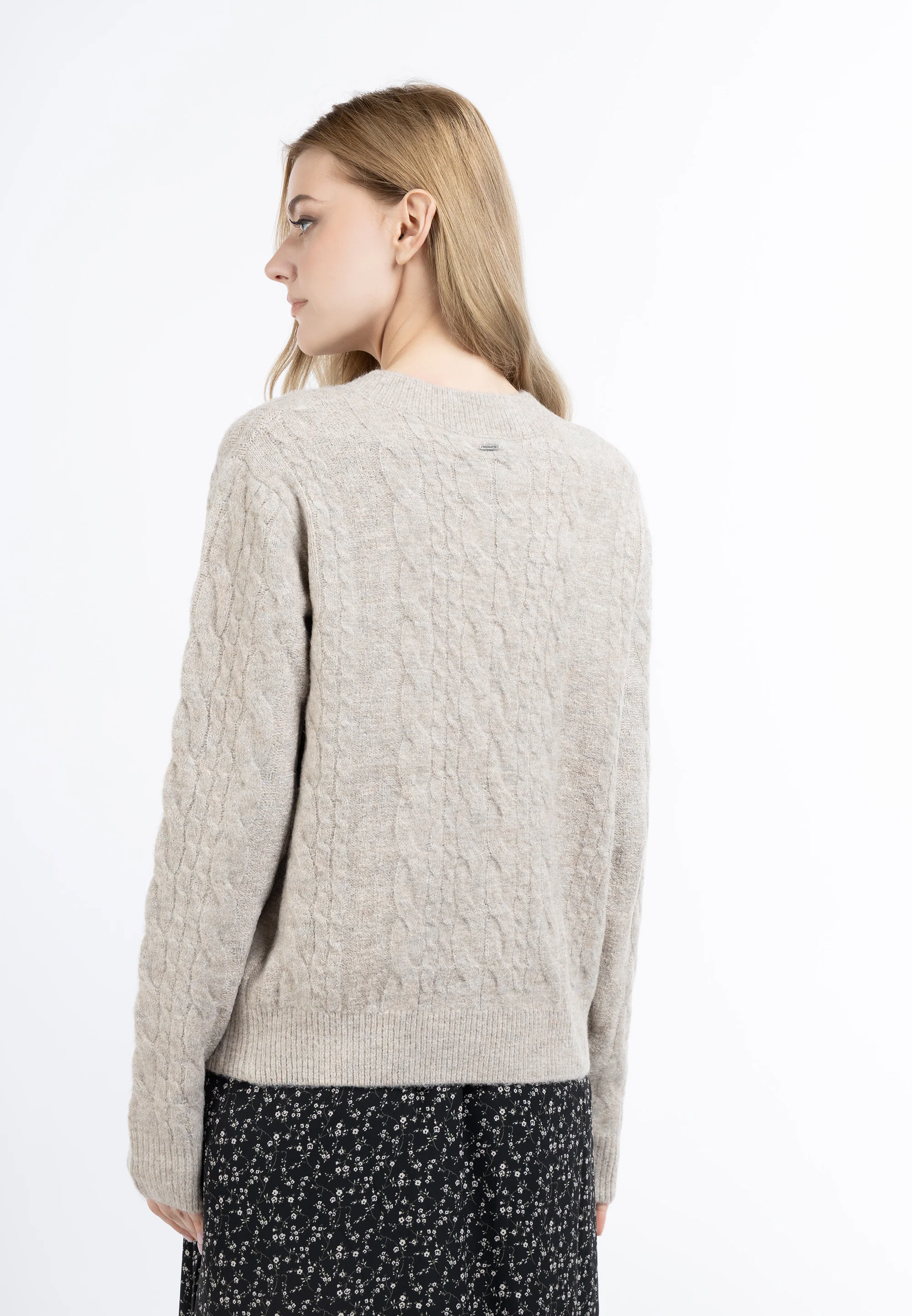 DreiMaster Vintage Women's Cardigan With Button - Image 4