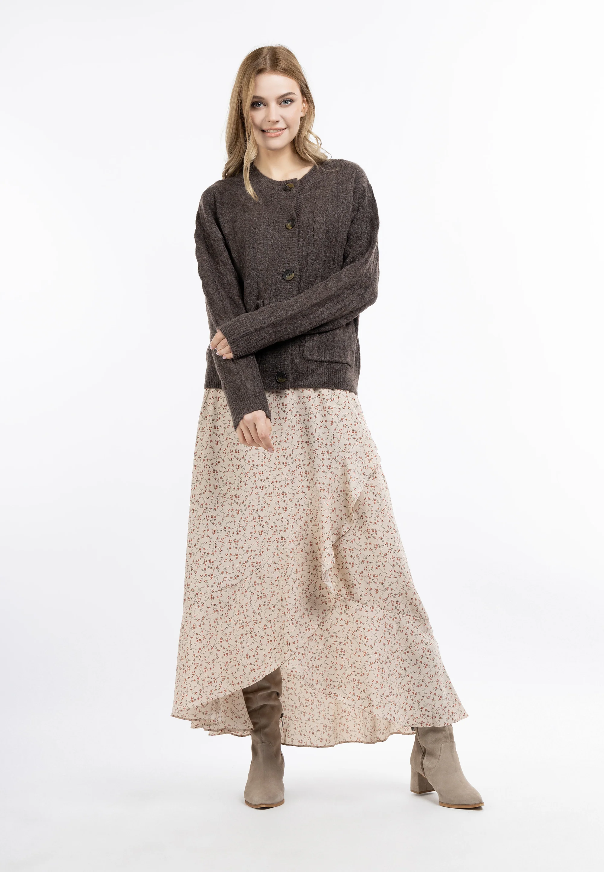 DreiMaster Vintage Women's Cardigan With Button - Image 6