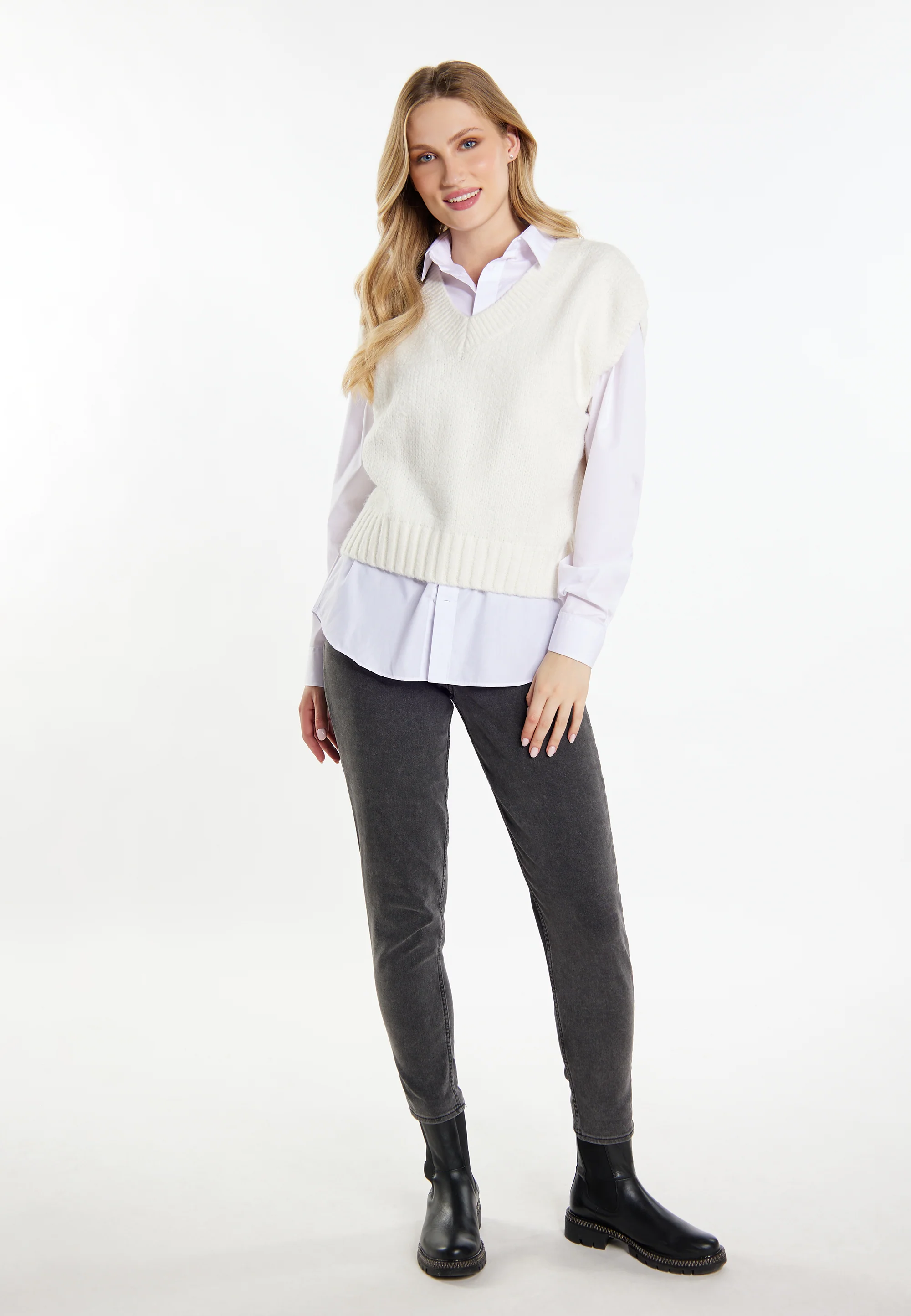 DreiMaster Vintage Women's Sweater Vest - Image 11