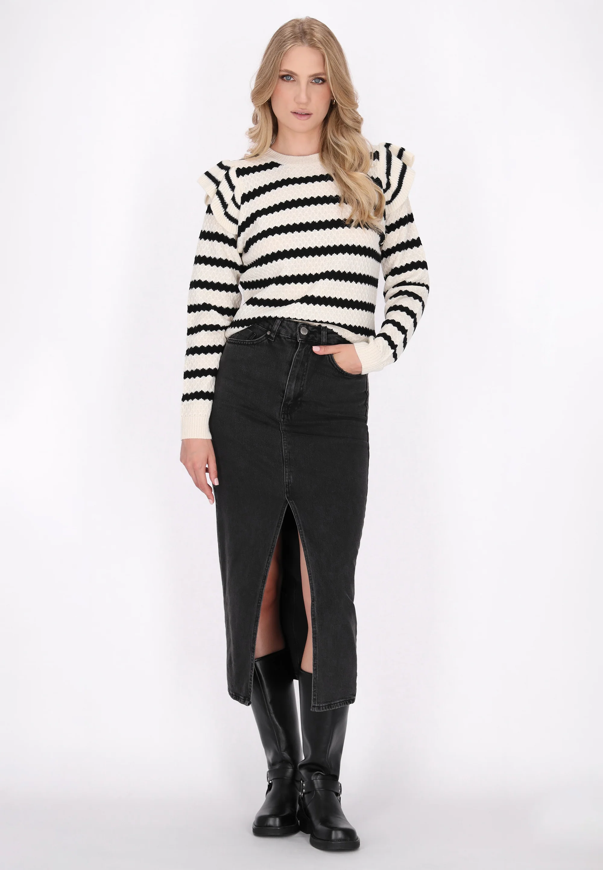 DreiMaster Vintage Women's Sweater - Image 6