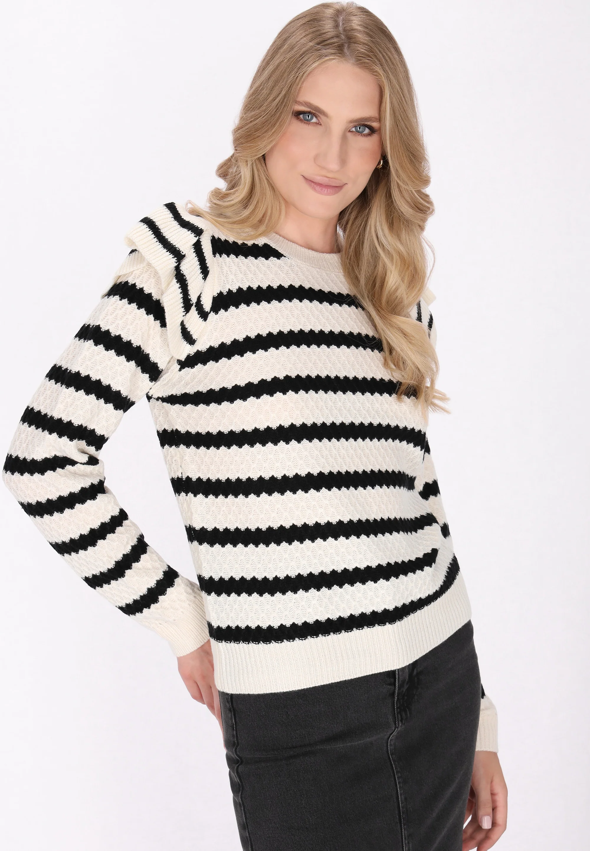 DreiMaster Vintage Women's Sweater - Image 8
