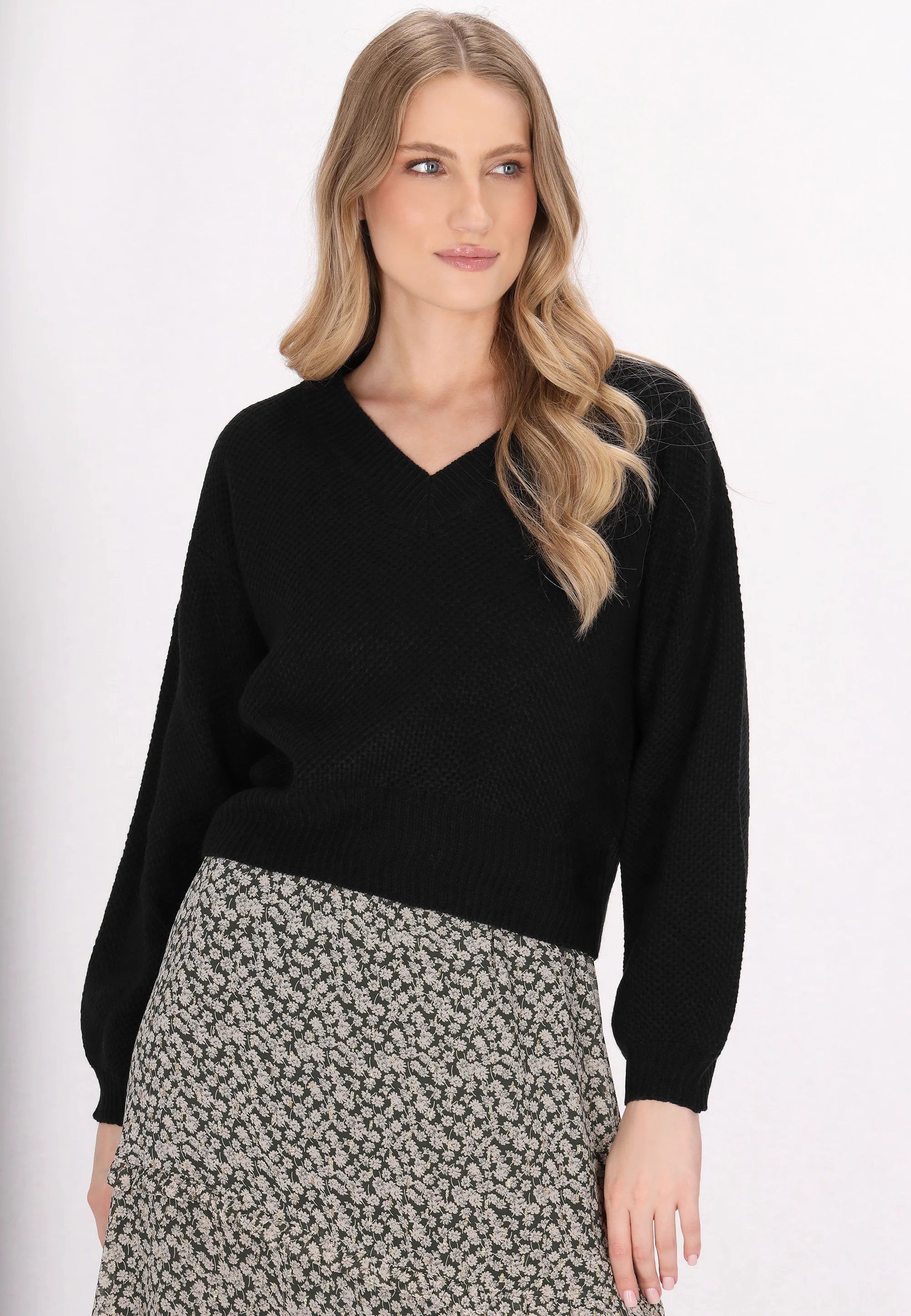 DreiMaster Vintage Women's Sweater - Image 3