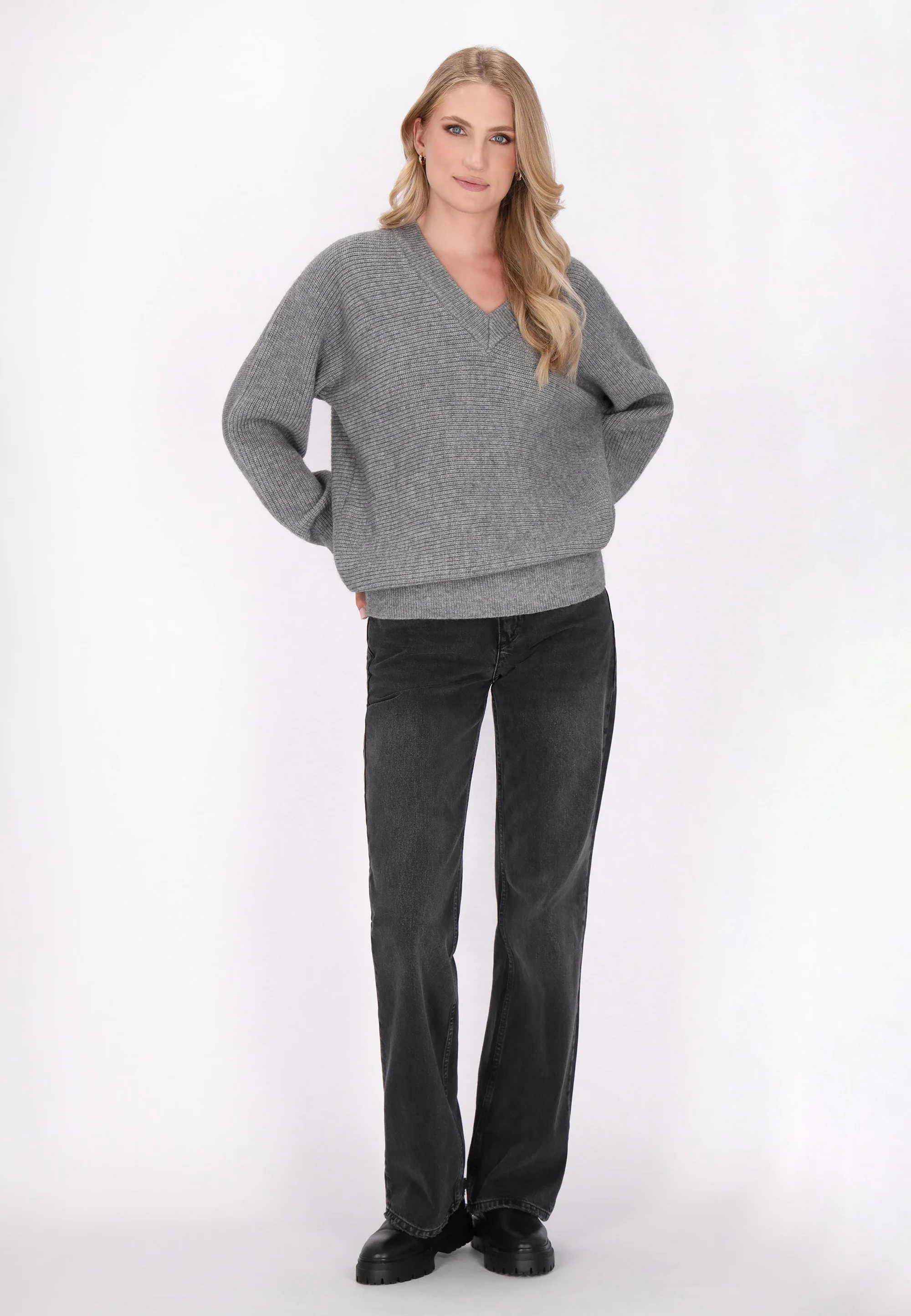 DreiMaster Vintage Women's Pullover - Image 6