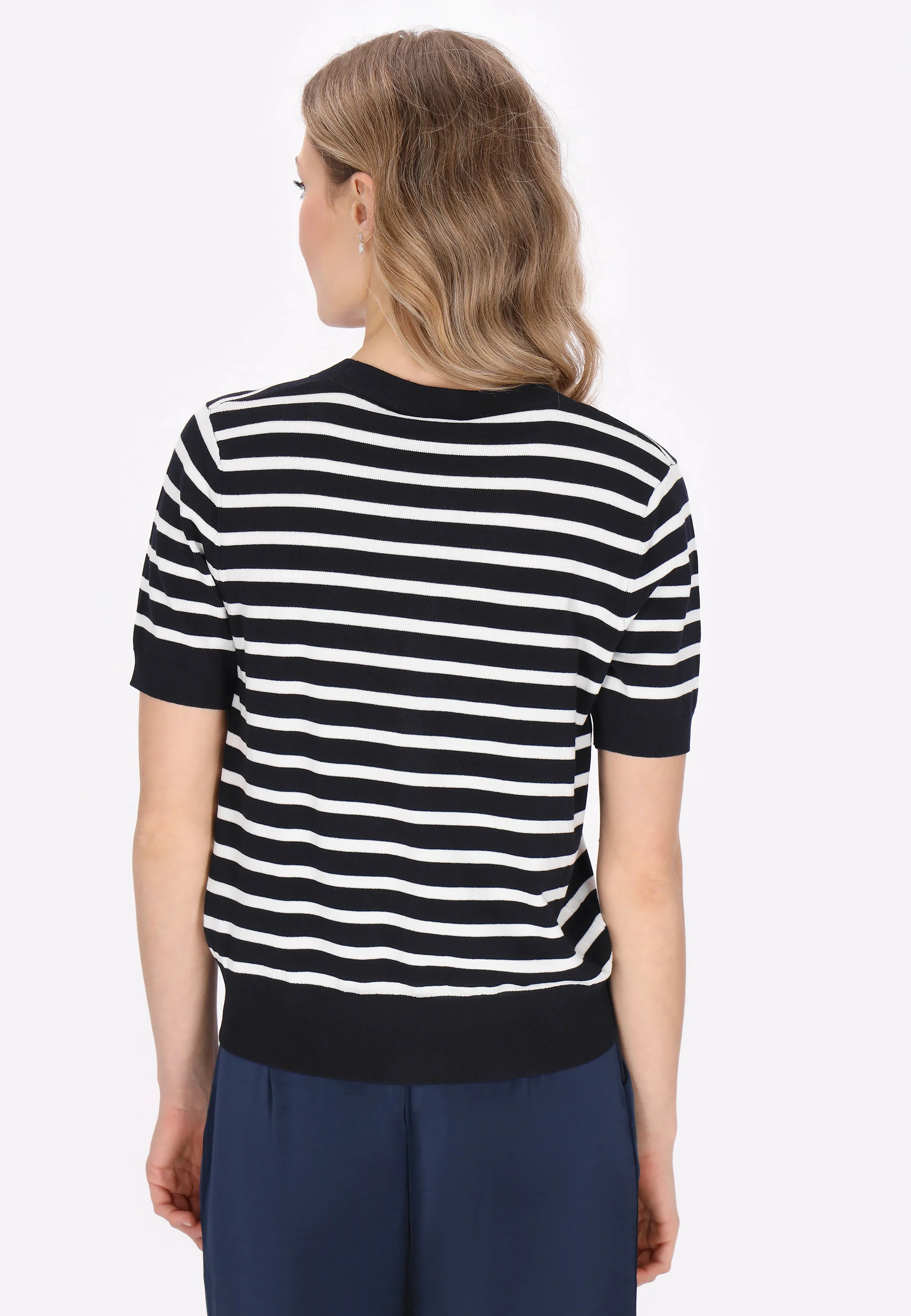 DreiMaster Klassik Women's Cardigan - Image 4