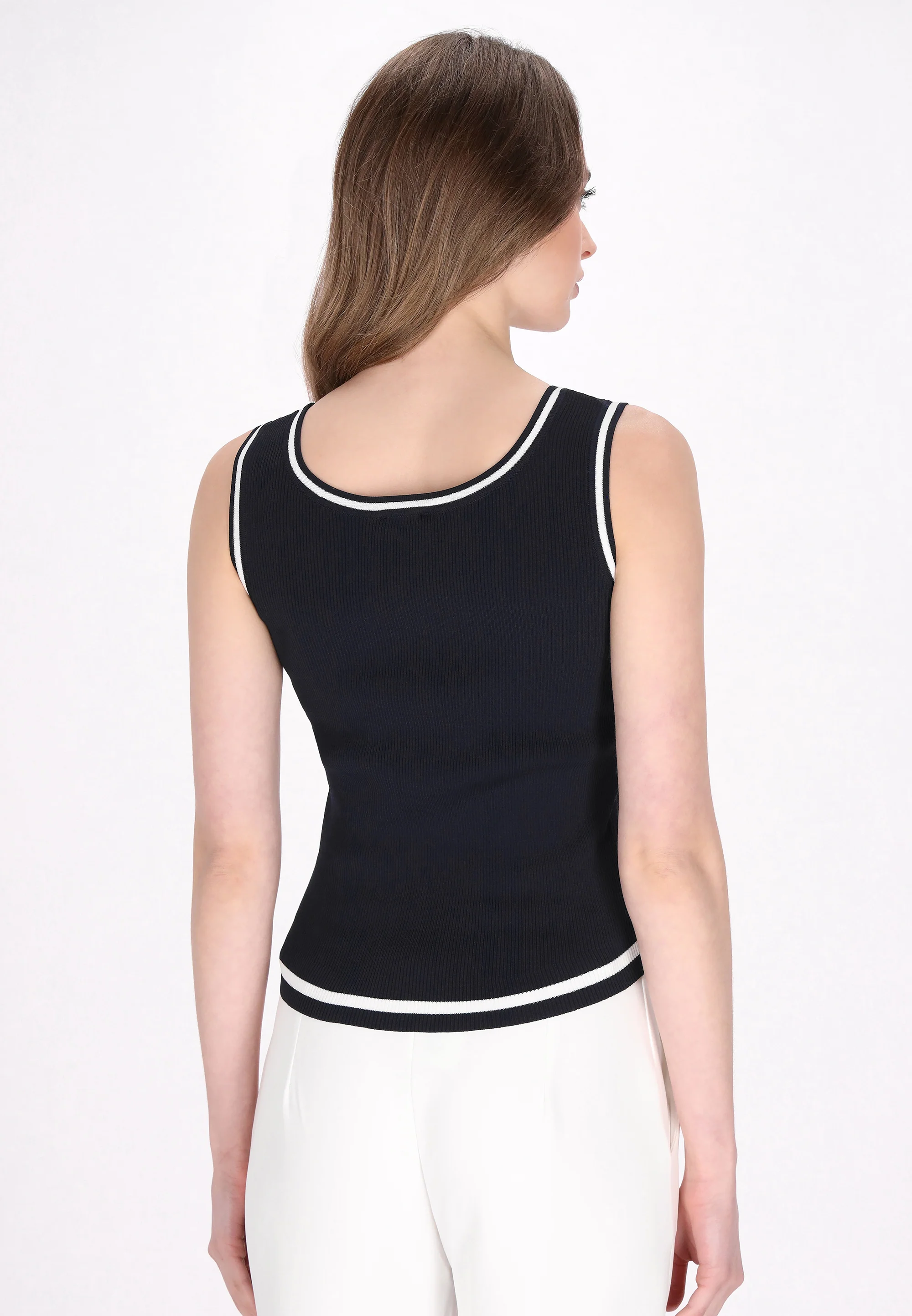 DreiMaster Klassik Women's Top - Image 9
