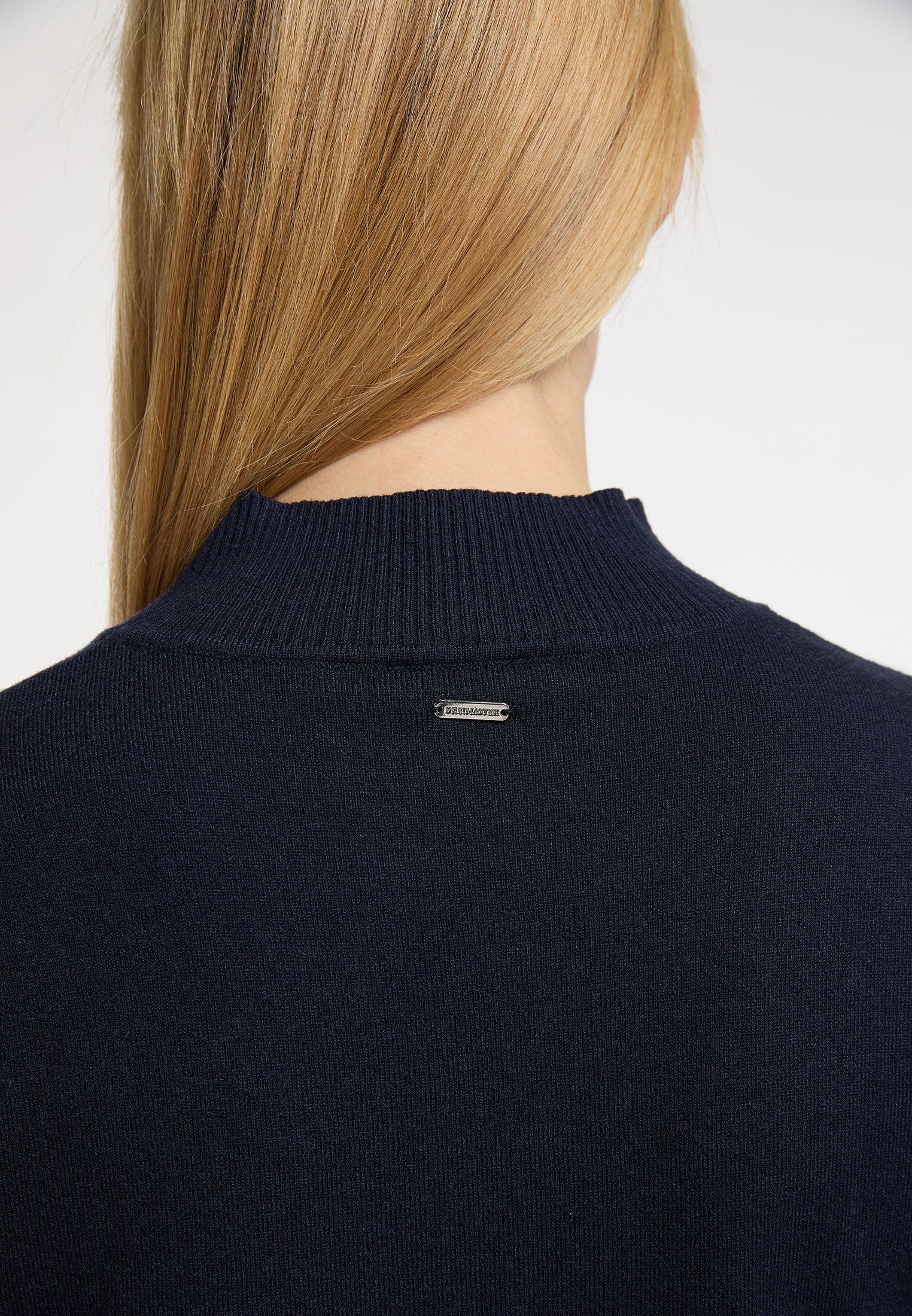 DreiMaster Klassik Women's Knitted Sweater - Image 15